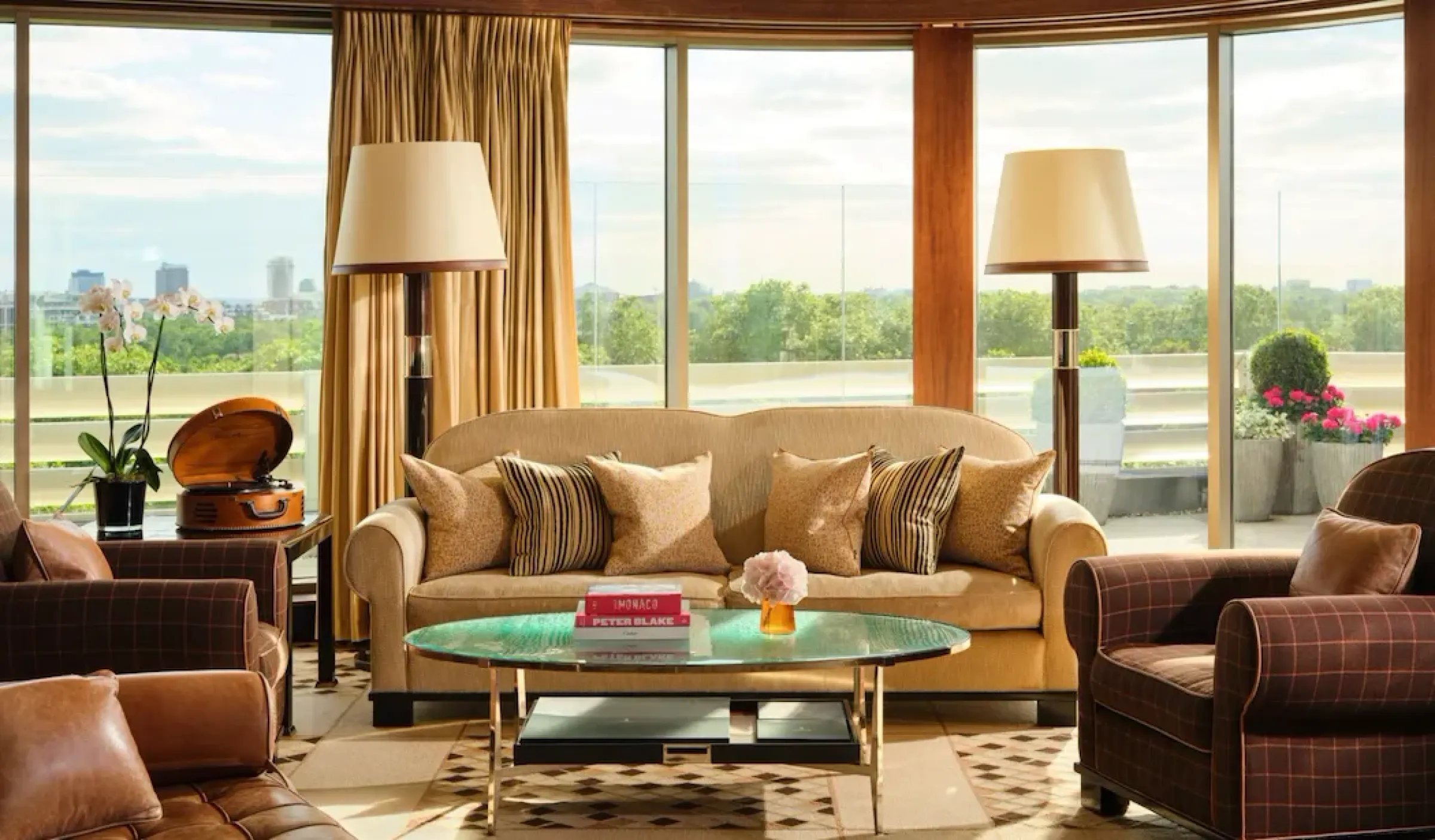 45 Park Lane interior